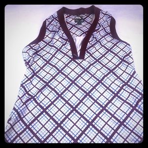 📌Adidas maroon with blue lines tank shirt